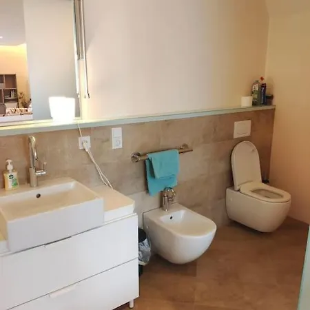 Comfortable House With Two Floors リンツ