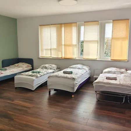 Comfortable House With Two Floors アパート リンツ