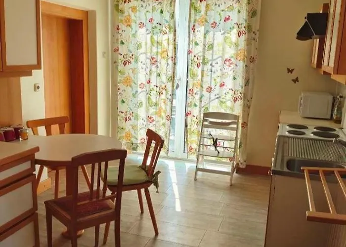 Comfortable House With Two Floors شقة *